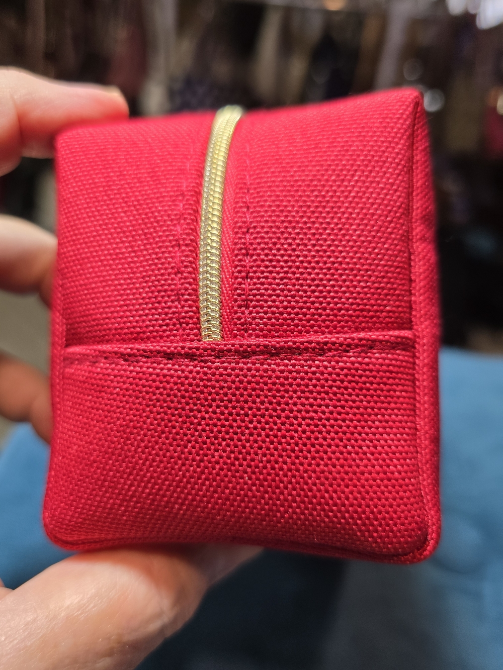 Red Dior Women’s Canvas Cosmetic Pouch NWOT 6x4x3 - Picture 6 of 7